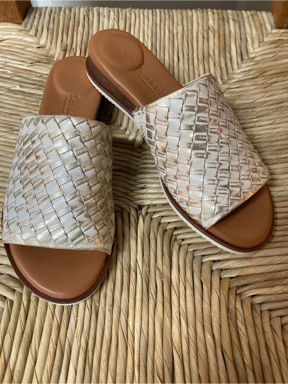 Gentle Souls Woven Leather Slides Sandals NWOB